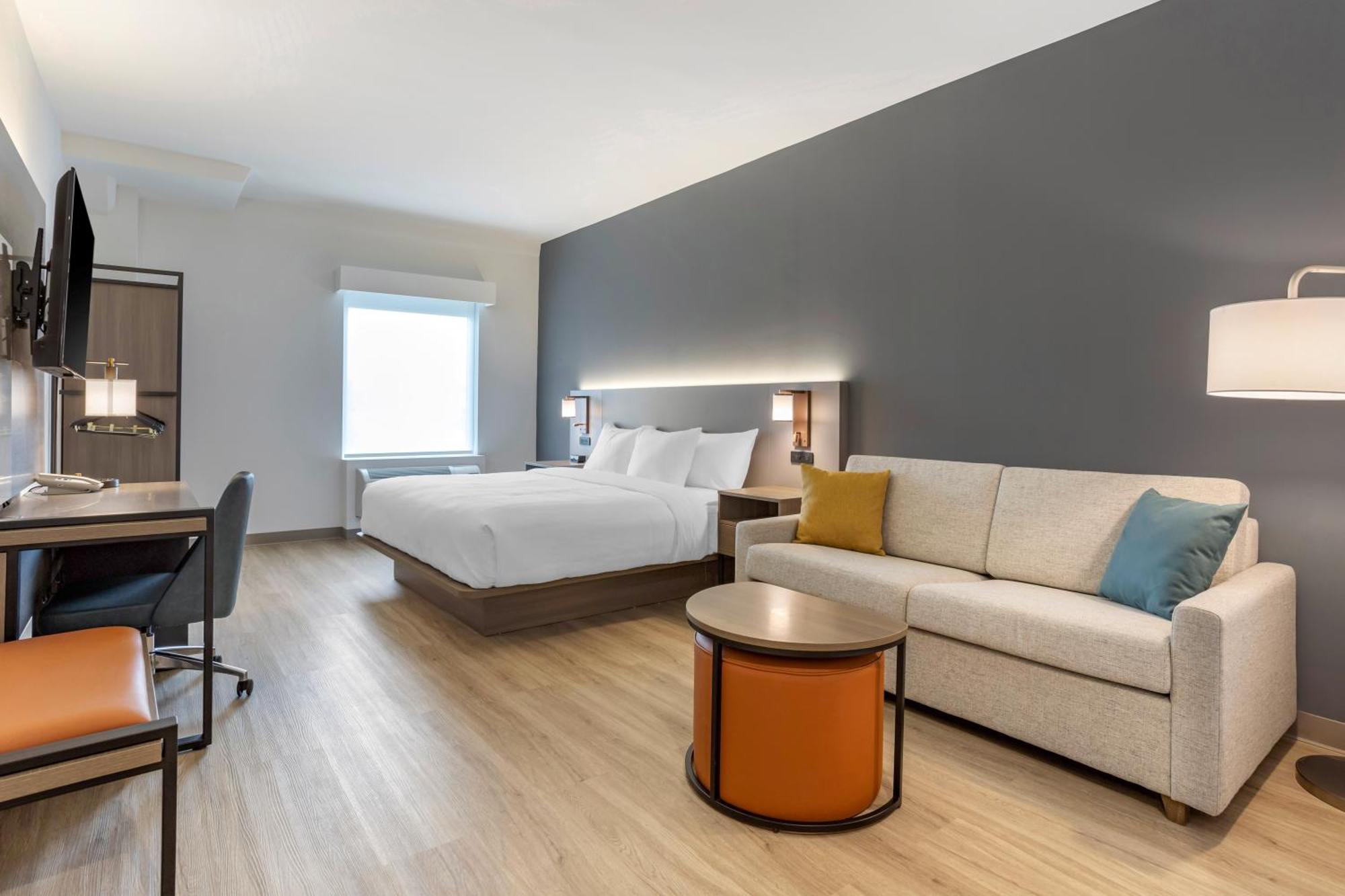 Comfort Inn & Suites Newark Liberty International Airport 外观 照片