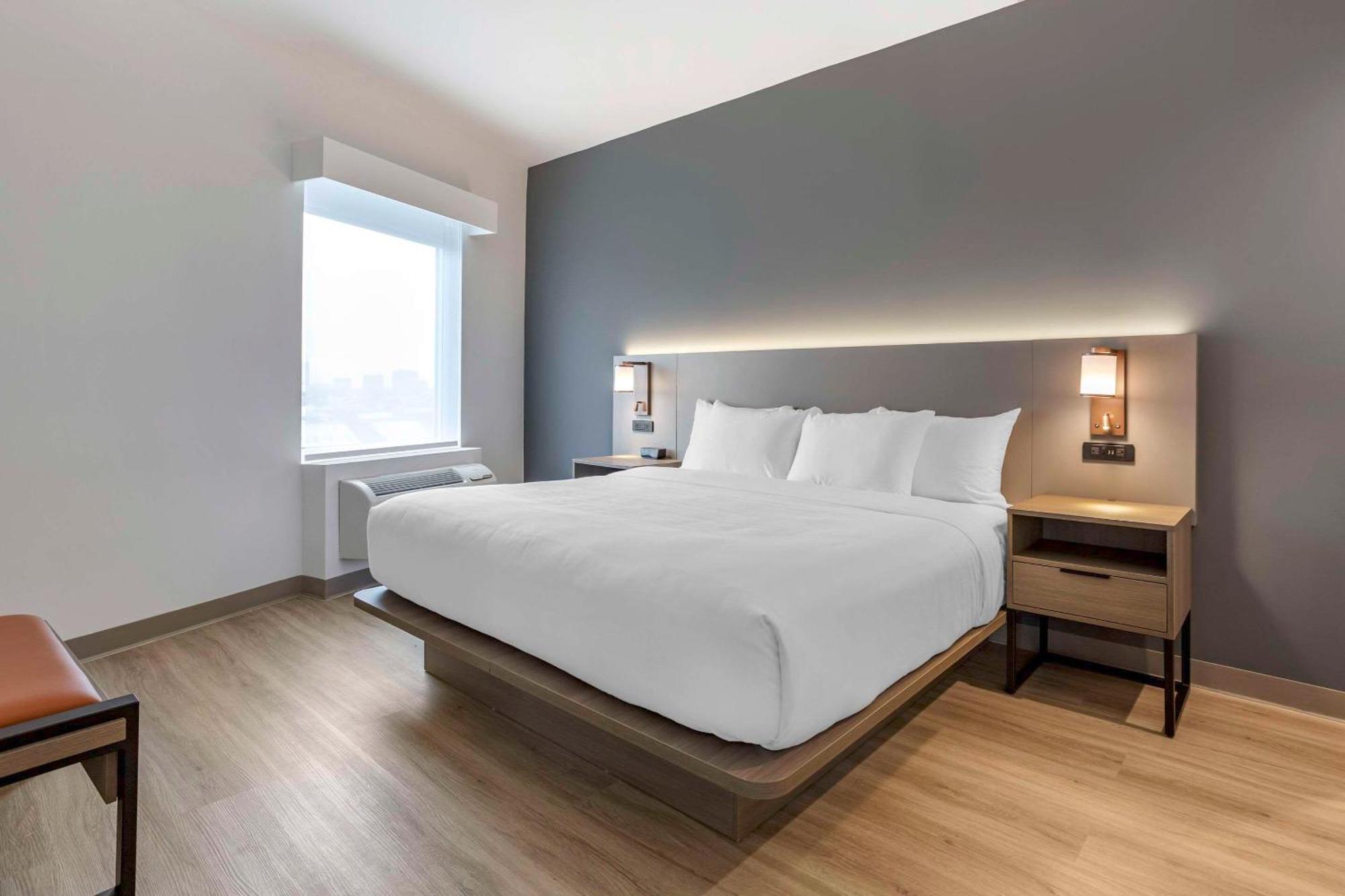 Comfort Inn & Suites Newark Liberty International Airport 外观 照片