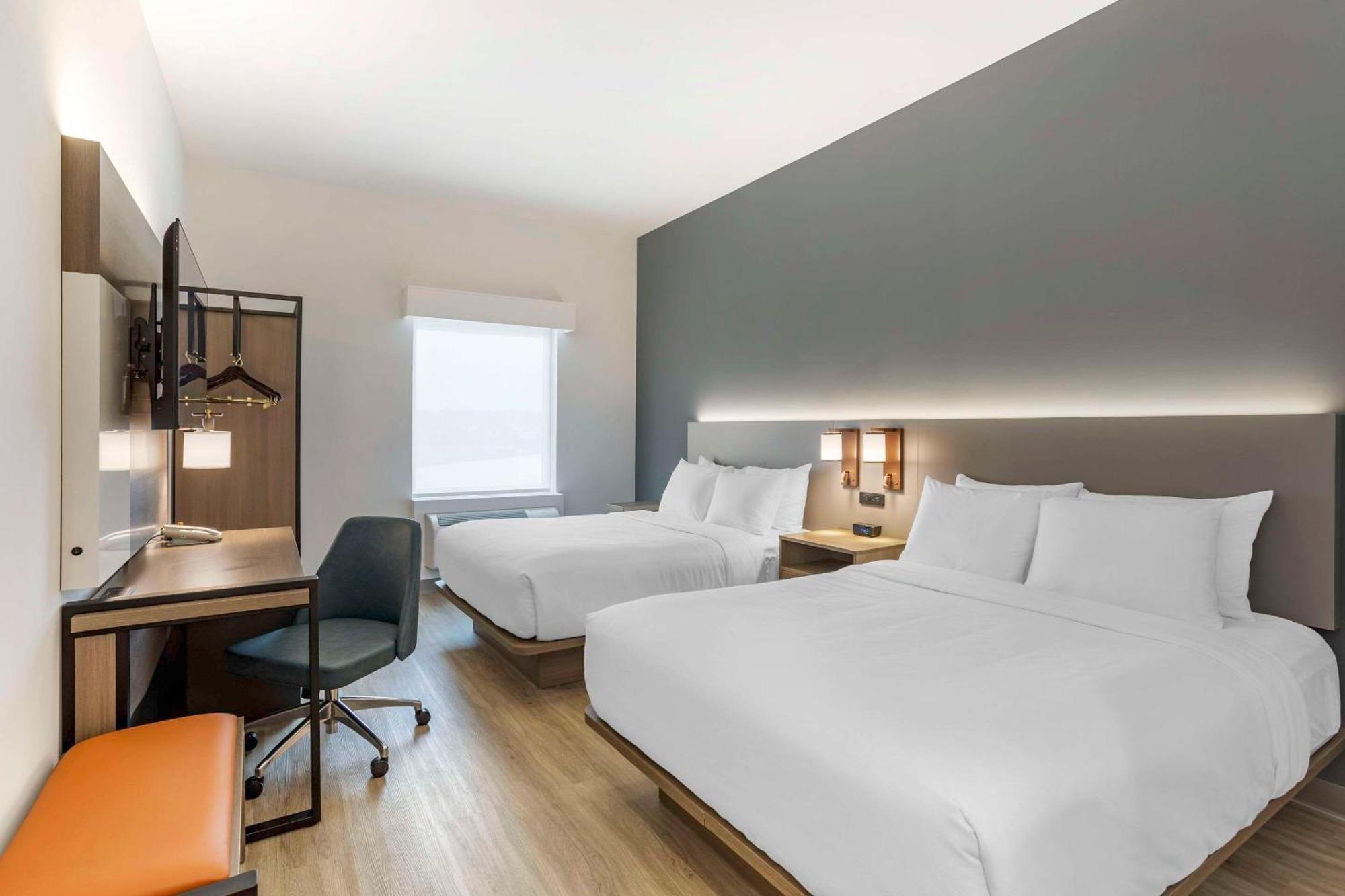 Comfort Inn & Suites Newark Liberty International Airport 外观 照片